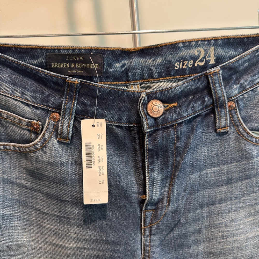 Women's J.Crew Broken-In Boyfriend Jeans – Style #B5325 – Size 24 - Picture 3 of 3